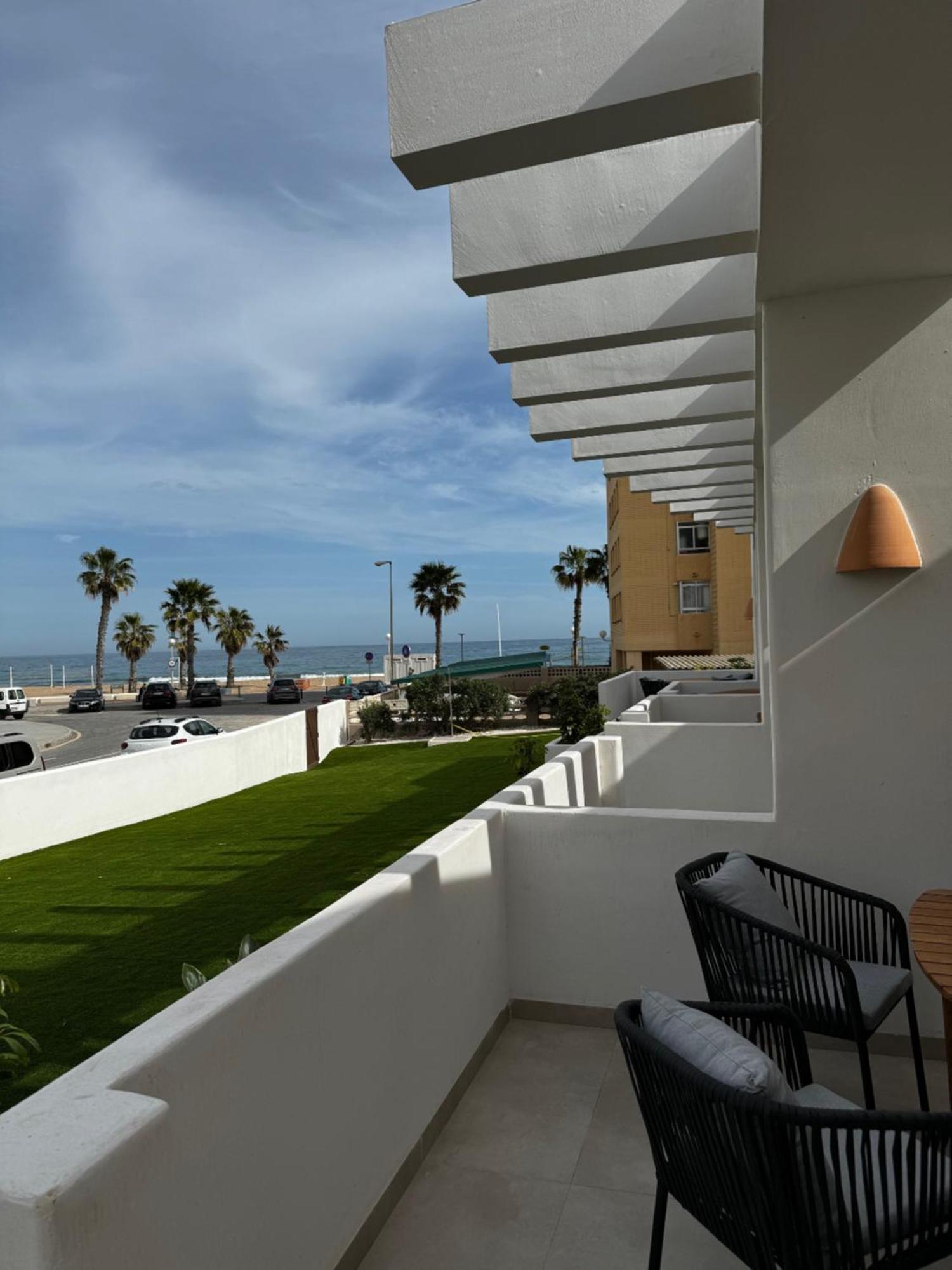 Reyes Catolicos Premium Beach, Playa Urbanova, อาลิกันเต ภายนอก รูปภาพ