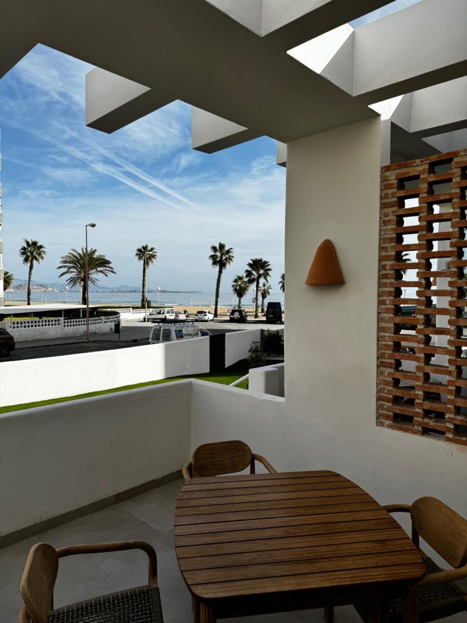 Reyes Catolicos Premium Beach, Playa Urbanova, อาลิกันเต ภายนอก รูปภาพ