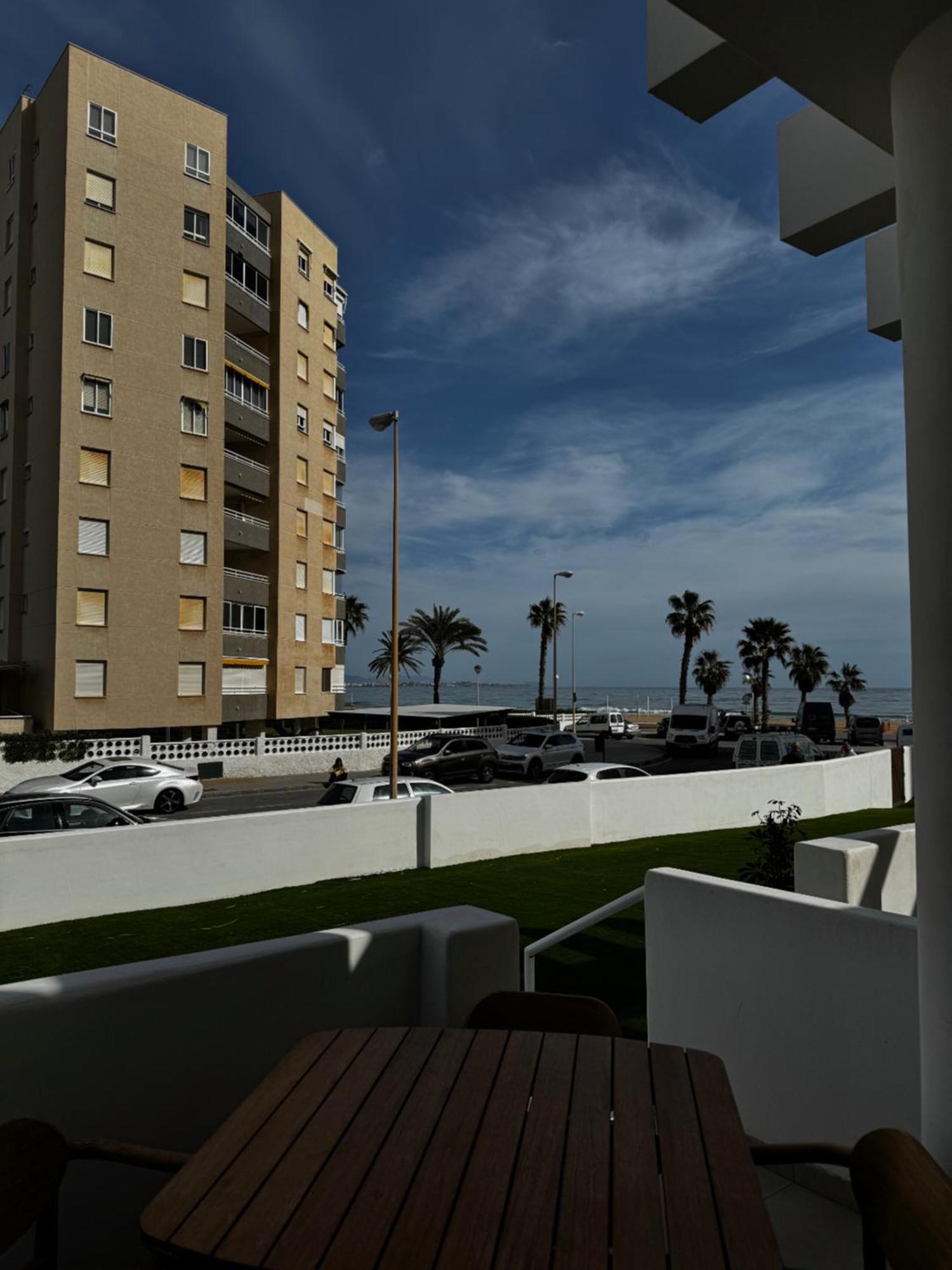 Reyes Catolicos Premium Beach, Playa Urbanova, อาลิกันเต ภายนอก รูปภาพ